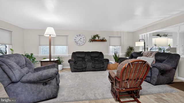 6142 BEAVER DAM RD, Narvon, PA 17555