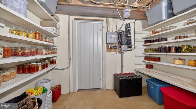 6142 BEAVER DAM RD, Narvon, PA 17555