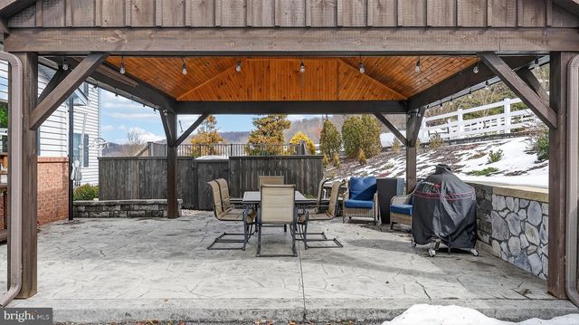6142 BEAVER DAM RD, Narvon, PA 17555