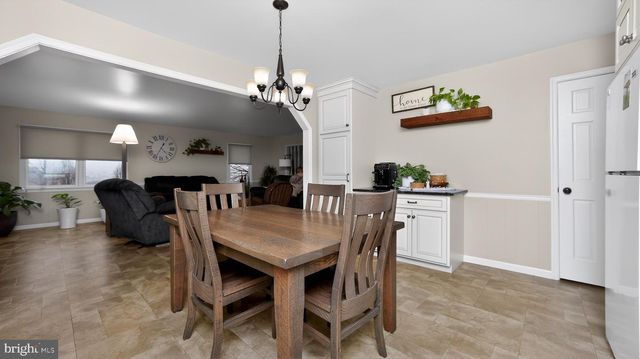 6142 BEAVER DAM RD, Narvon, PA 17555