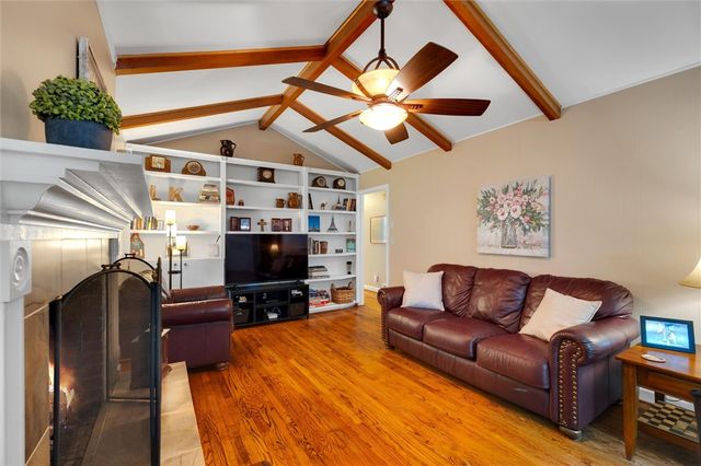 208 Hillandale Road, Liberty, SC 29657