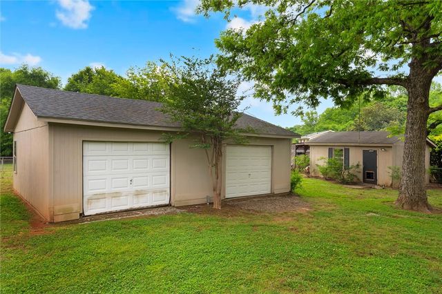 208 Hillandale Road, Liberty, SC 29657