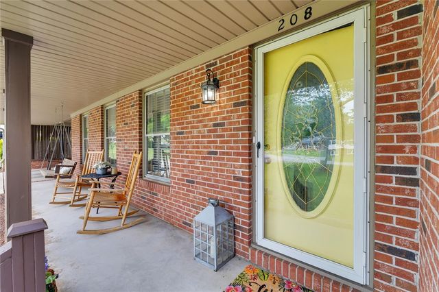 208 Hillandale Road, Liberty, SC 29657