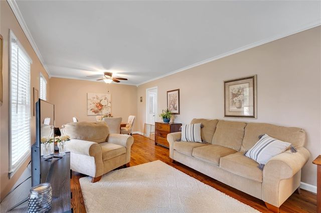208 Hillandale Road, Liberty, SC 29657