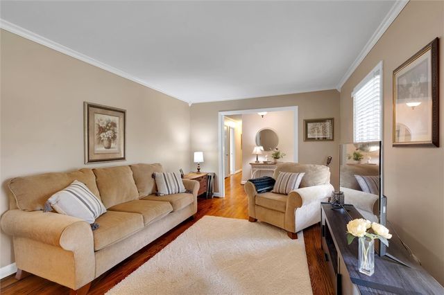 208 Hillandale Road, Liberty, SC 29657