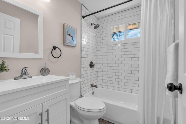 282 Carr Avenue, Keansburg, NJ 07734