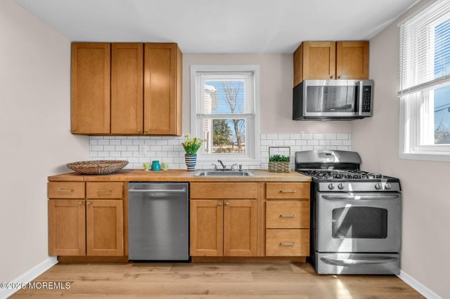 282 Carr Avenue, Keansburg, NJ 07734