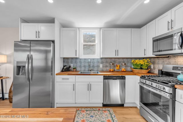 282 Carr Avenue, Keansburg, NJ 07734