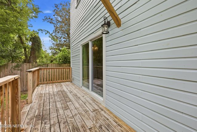 325 E 1ST Street, Jacksonville, FL 32206