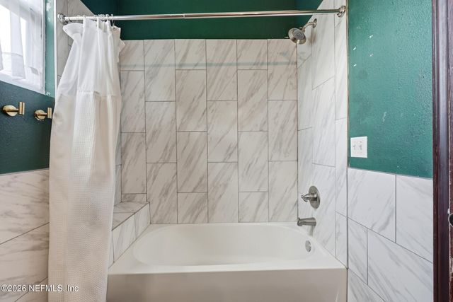 325 E 1ST Street, Jacksonville, FL 32206