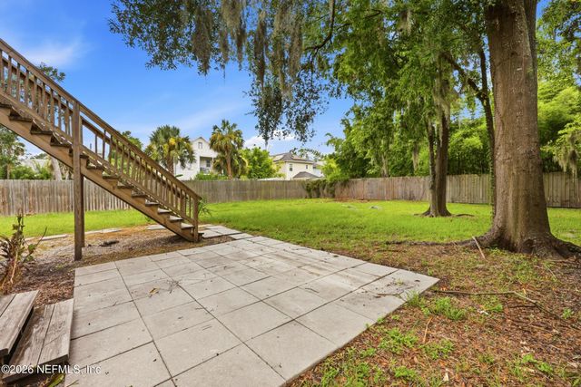 325 E 1ST Street, Jacksonville, FL 32206