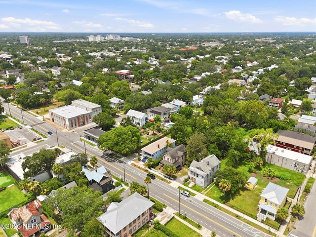 325 E 1ST Street, Jacksonville, FL 32206