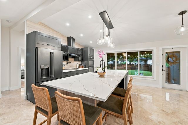 2496 BIMINI Lane, Fort Lauderdale, FL 33312