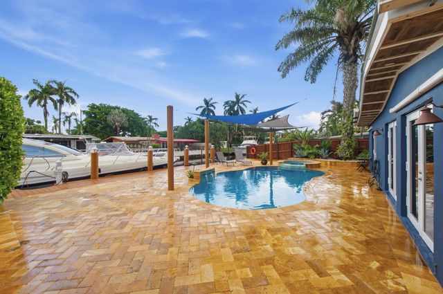 2496 BIMINI Lane, Fort Lauderdale, FL 33312