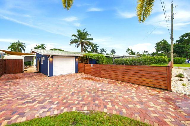 2496 BIMINI Lane, Fort Lauderdale, FL 33312