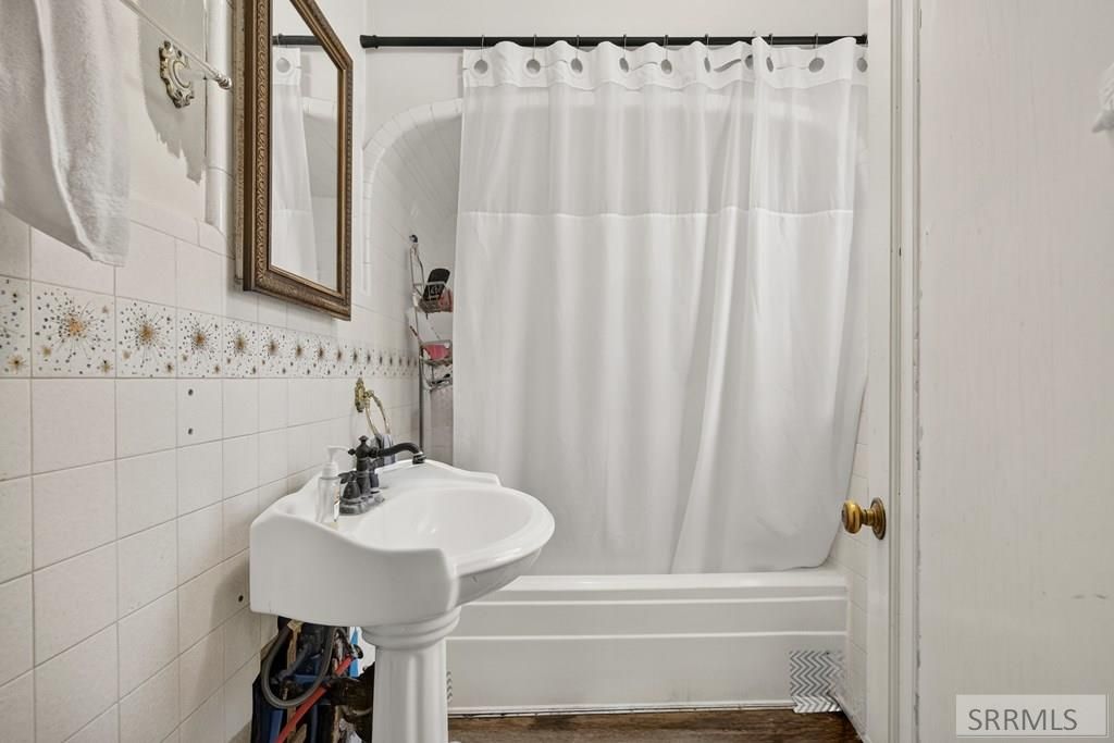 Image 16 of property listing at 503 Gladstone Street, Idaho Falls, ID 83401