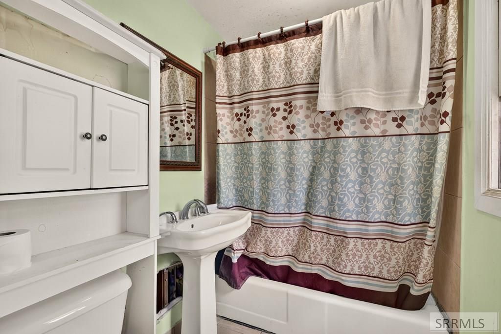 Image 19 of property listing at 503 Gladstone Street, Idaho Falls, ID 83401