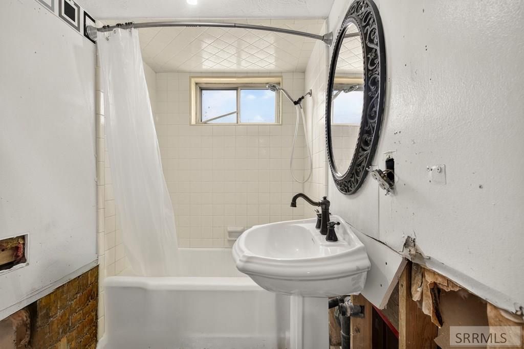 Image 27 of property listing at 503 Gladstone Street, Idaho Falls, ID 83401