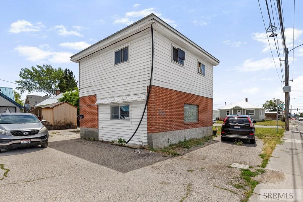 Image 32 of property listing at 503 Gladstone Street, Idaho Falls, ID 83401