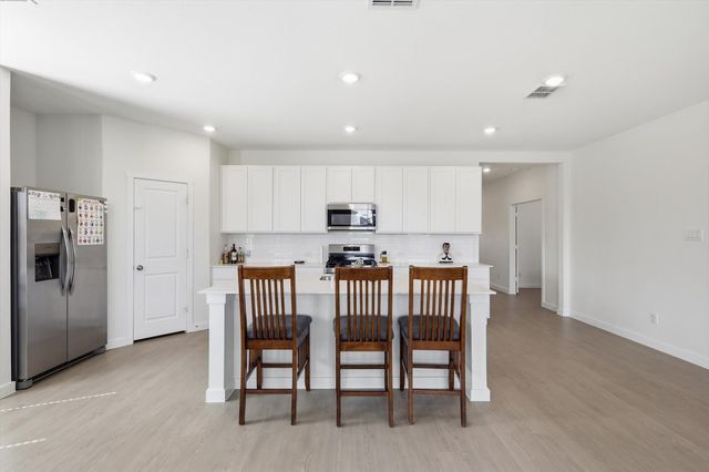 624 Mare Drive, Aubrey, TX 76227