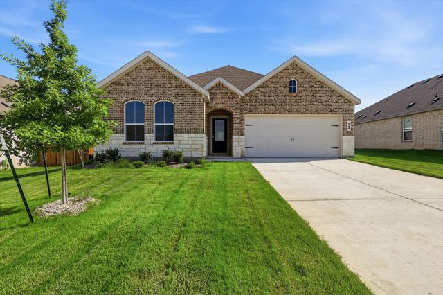 624 Mare Drive, Aubrey, TX 76227