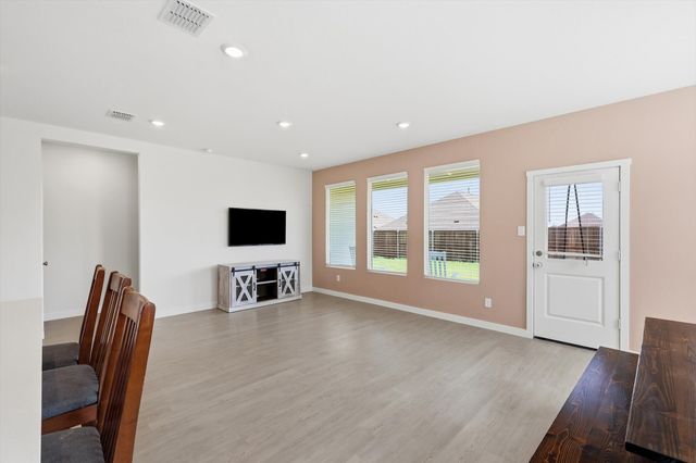 624 Mare Drive, Aubrey, TX 76227