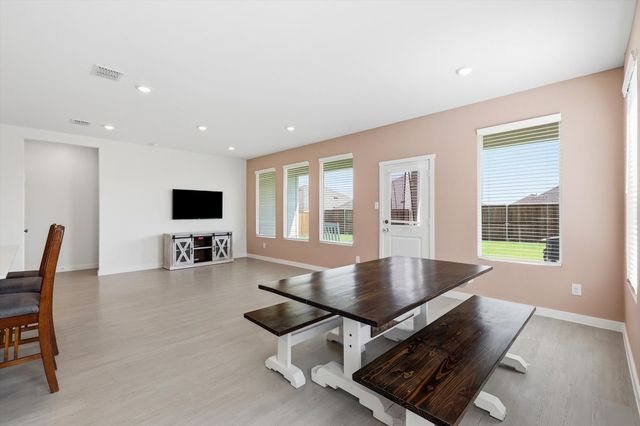 624 Mare Drive, Aubrey, TX 76227
