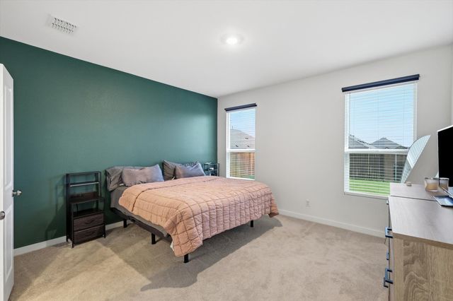 624 Mare Drive, Aubrey, TX 76227