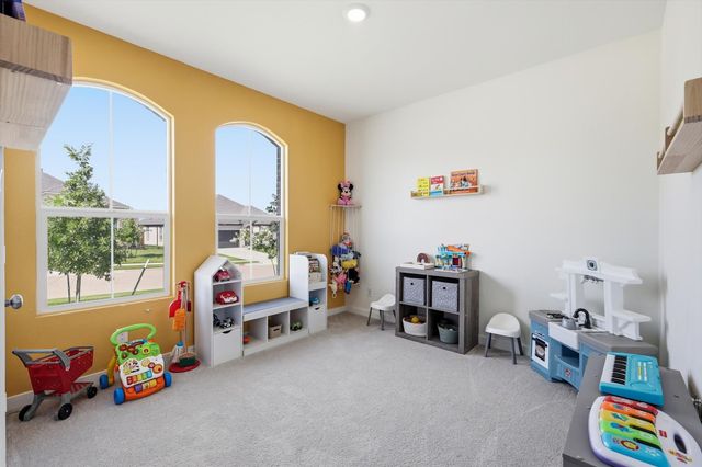 624 Mare Drive, Aubrey, TX 76227