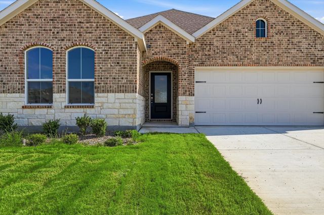 624 Mare Drive, Aubrey, TX 76227