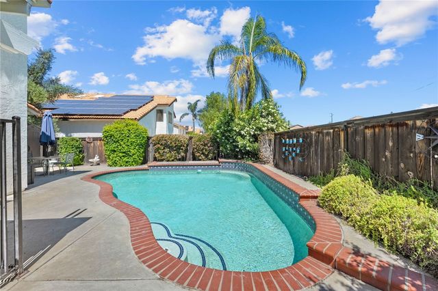 40230 Holden Circle, Temecula, CA 92591