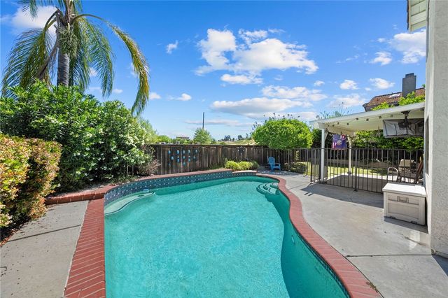 40230 Holden Circle, Temecula, CA 92591