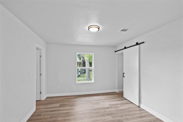 524 Dunnam Avenue, Cleveland, TX 77327