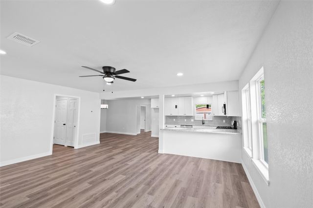 524 Dunnam Avenue, Cleveland, TX 77327