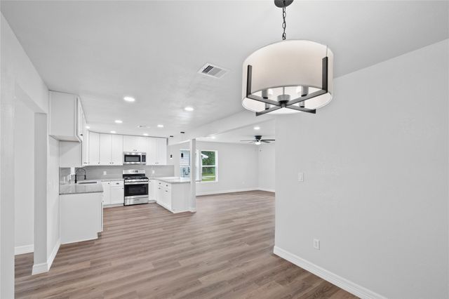 524 Dunnam Avenue, Cleveland, TX 77327