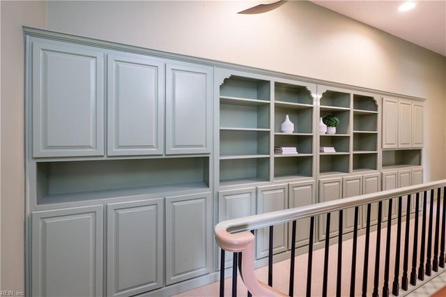 401 College Pl Apt 23, Norfolk, VA 23510