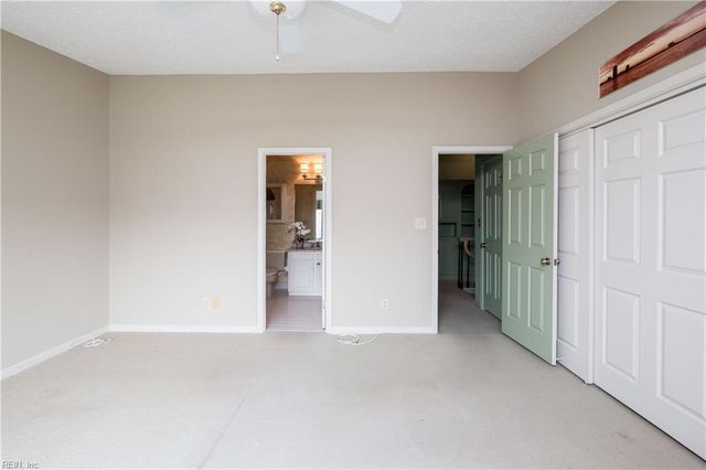 401 College Pl Apt 23, Norfolk, VA 23510