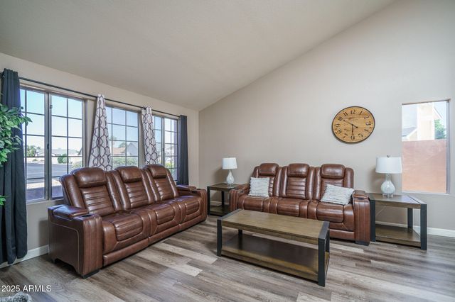 6615 N 89TH Avenue, Glendale, AZ 85305