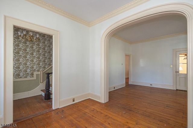 35 Perry St, Lambertville City, NJ 08530
