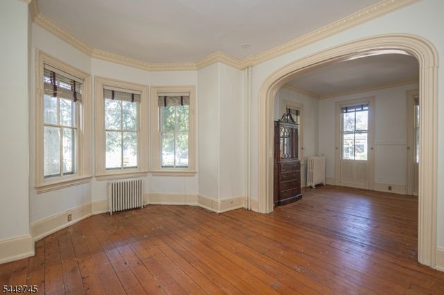 35 Perry St, Lambertville City, NJ 08530