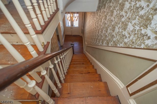 35 Perry St, Lambertville City, NJ 08530