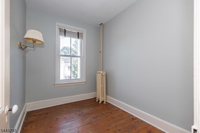 35 Perry St, Lambertville City, NJ 08530