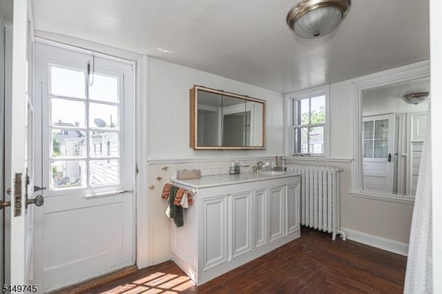 35 Perry St, Lambertville City, NJ 08530