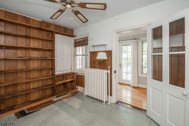 35 Perry St, Lambertville City, NJ 08530