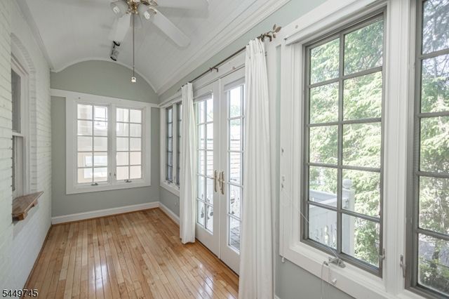 35 Perry St, Lambertville City, NJ 08530