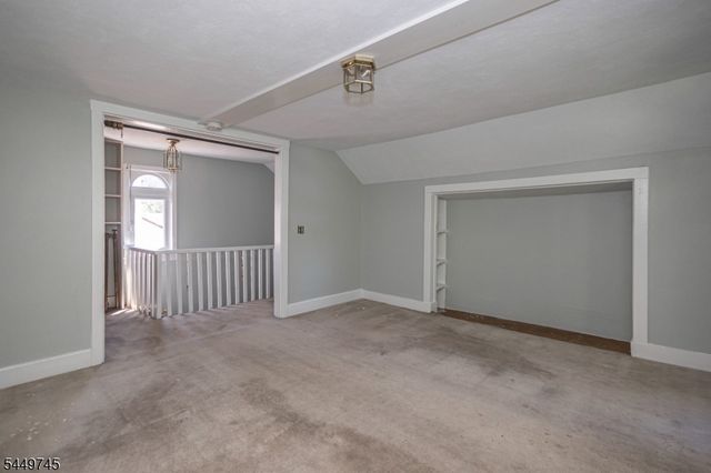 35 Perry St, Lambertville City, NJ 08530
