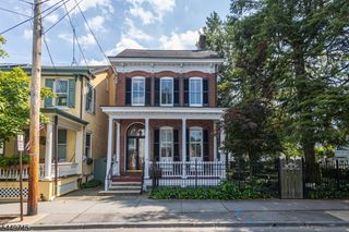 35 Perry St, Lambertville City, NJ 08530