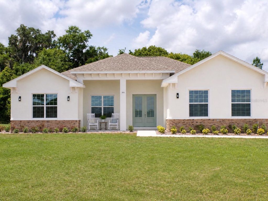 1970 NW 79 LOOP, Ocala, FL 34475