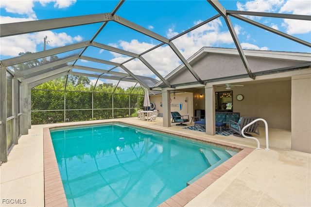 170 5th ST, Naples, FL 34113