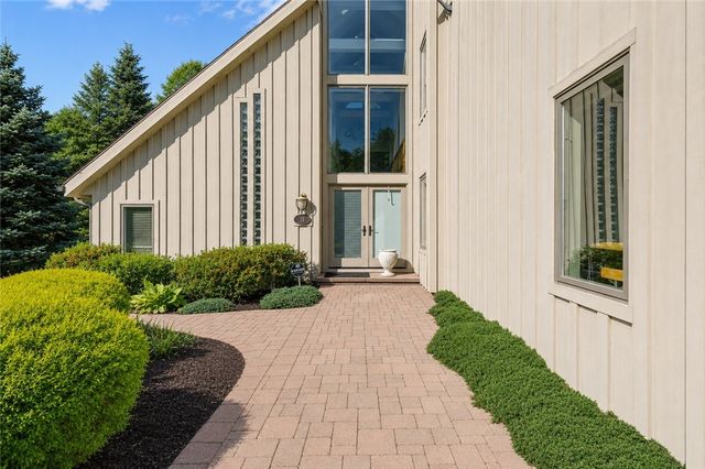 11 Scr Lane, Perinton, NY 14564